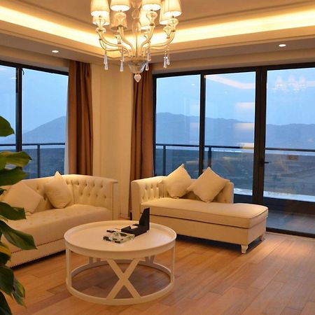 Wyndham Garden Hotel Lingshui  Exterior photo