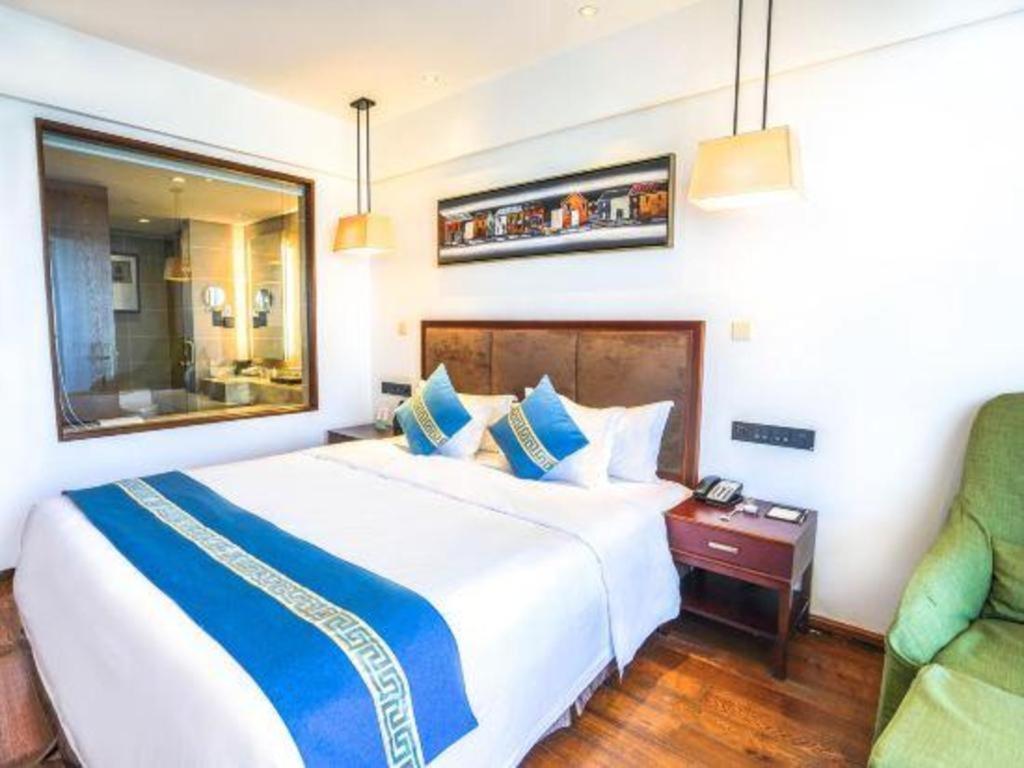 Wyndham Garden Hotel Lingshui  Exterior photo
